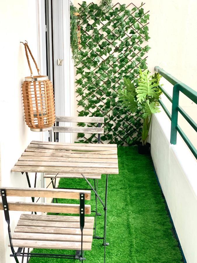 Little Champs-Elysees Apartment Drancy Bagian luar foto